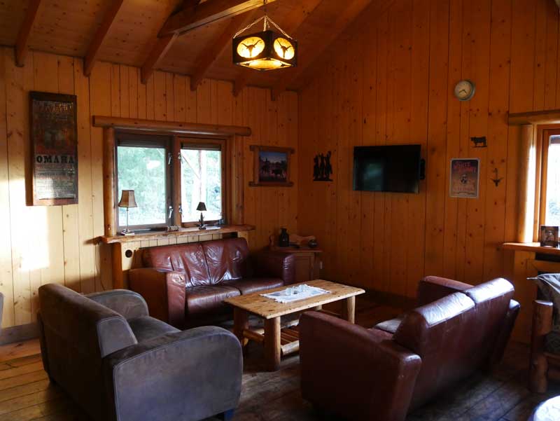 tv met zithoek groepsaccommodatie melody ranch